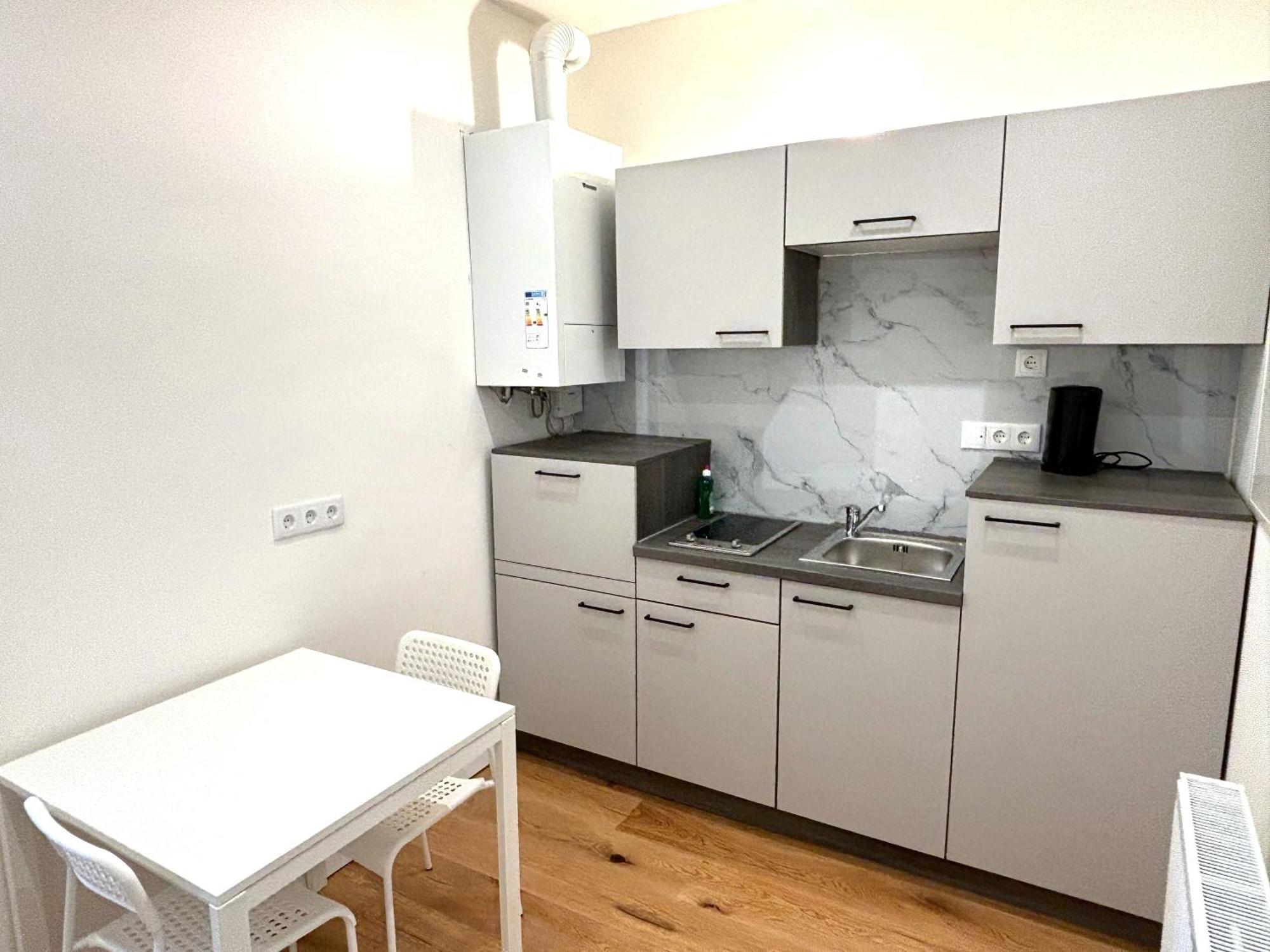 Traumhafte Wohnung Fuer 2, Walk In Dusche, Extra Kueche, Nespresso, Zentral Βιέννη Εξωτερικό φωτογραφία